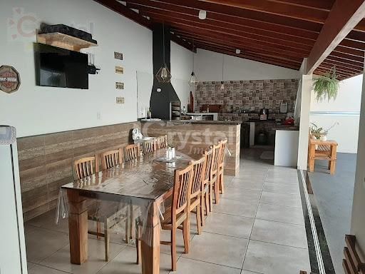 Casa com 1 quarto - Avaré. Foto 2