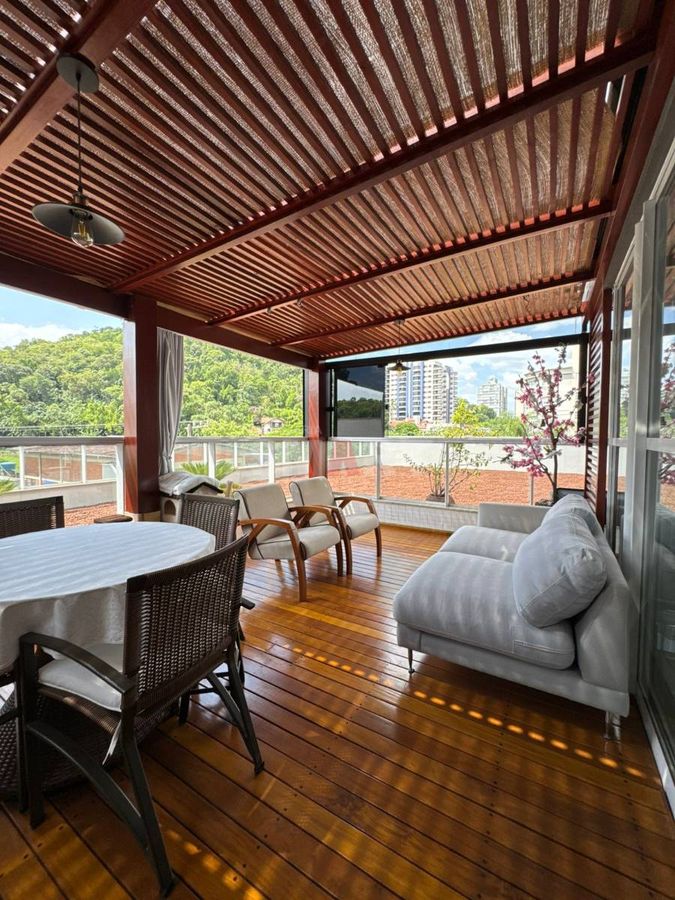 Apartamento com 1 Suíte e 1 Quarto no Bairro Jaraguá Esquerdo