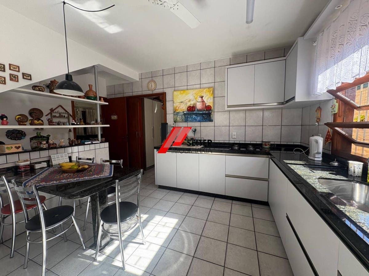 Casa a venda no João paulo próximo ao floripa shopping