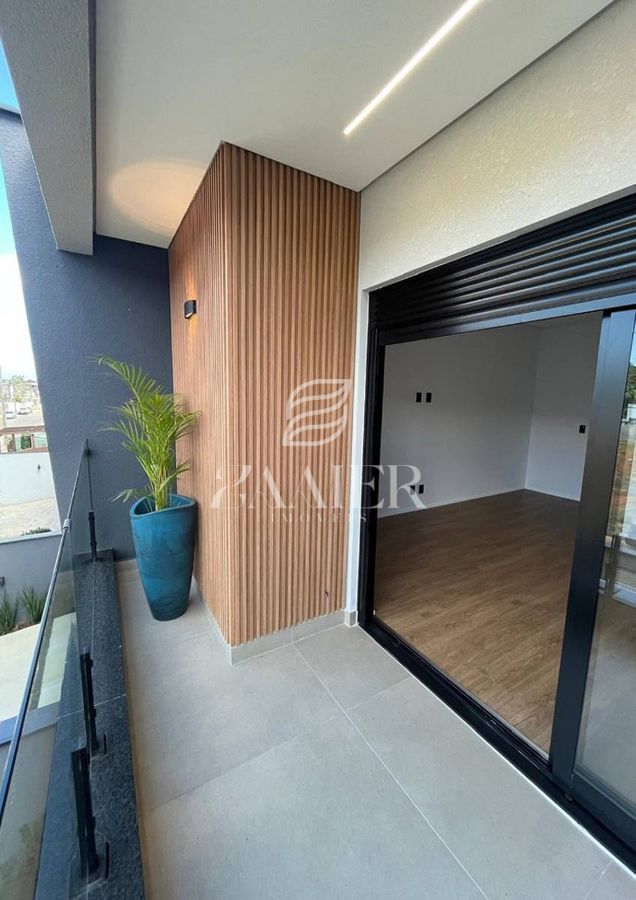 Sobrado com 3 quartos, Jardim Sofia - Joinville