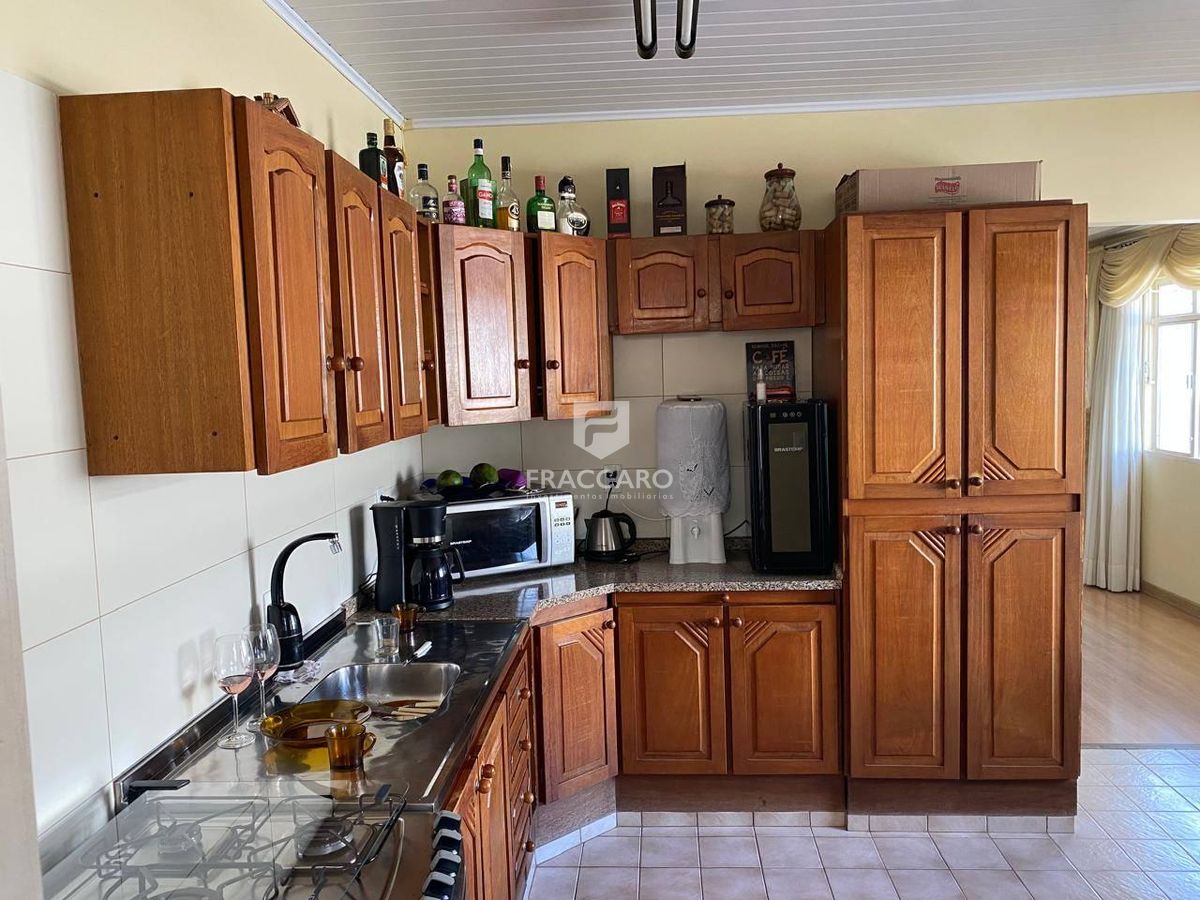 Casa à venda e para alugar em Uvaranas, Ponta Grossa — Portal Chave Fácil
