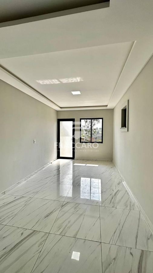 Casa à venda em Orfãs, Ponta Grossa — Portal Chave Fácil
