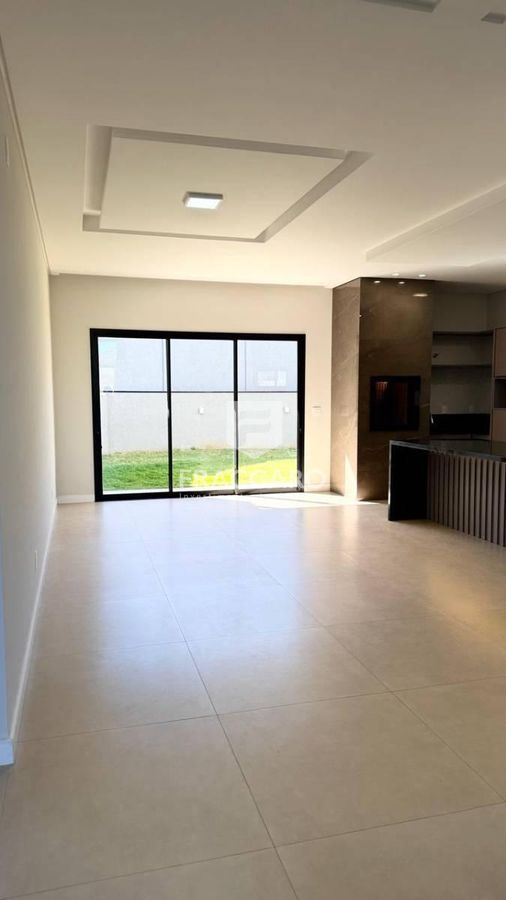 Casa à venda em Colônia Dona Luíza, Ponta Grossa — Portal Chave Fácil