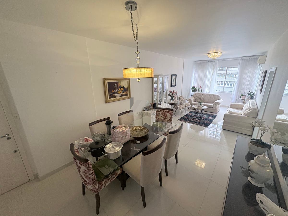 Apartamento 3 dormitorios a venda centro