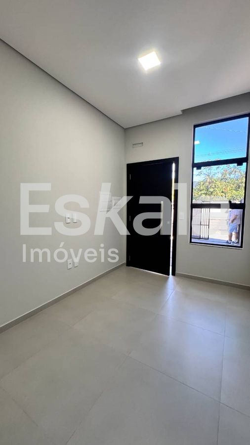 Casa geminada com 02 dormitórios nereu ramos - jaraguá do sul