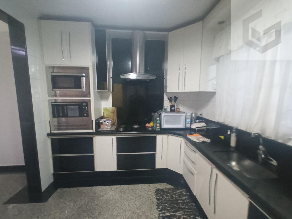 Sobrado com 3 quartos à Venda, Vila Ré - São Paulo