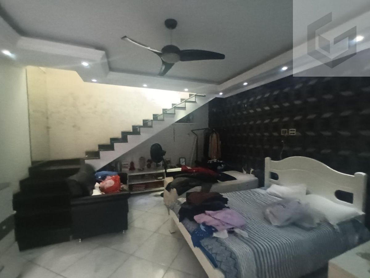 Sobrado com 3 quartos à Venda, Vila Ré - São Paulo