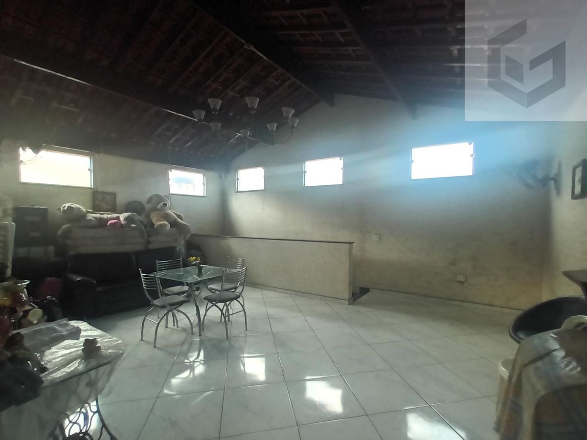 Sobrado com 3 quartos à Venda, Vila Ré - São Paulo