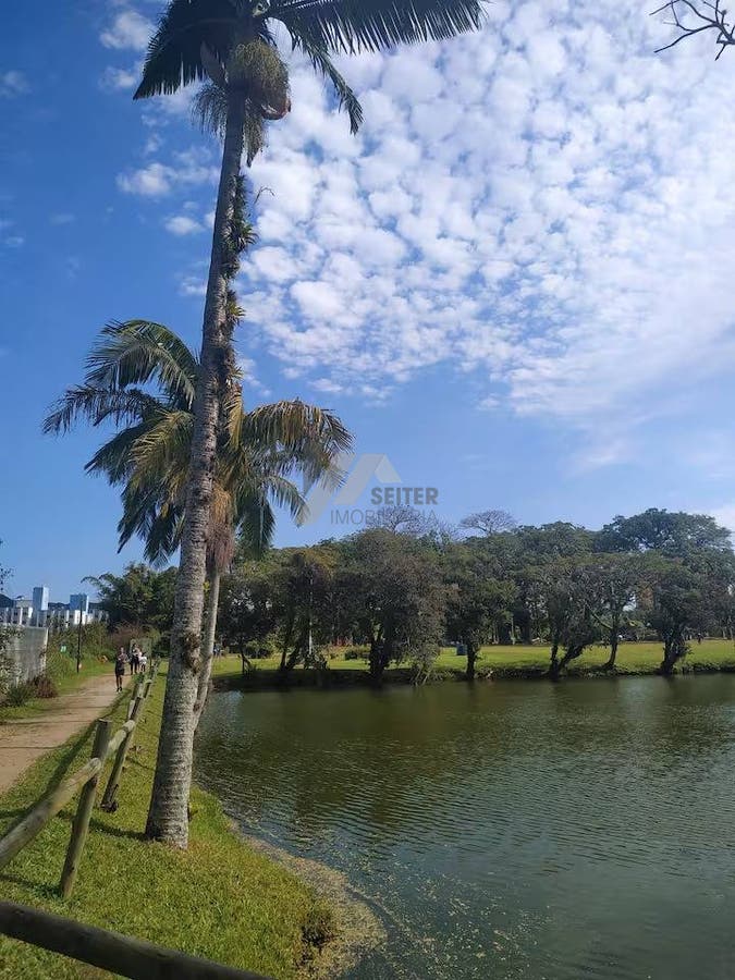 Apartamento com 2 quartos Itacorubi Florianópolis