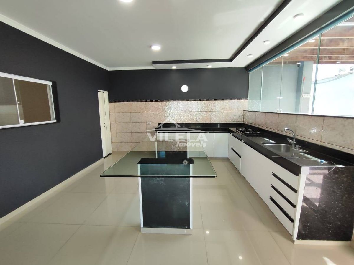 Casa com piscina na martin de sá-caraguatatuba-sp