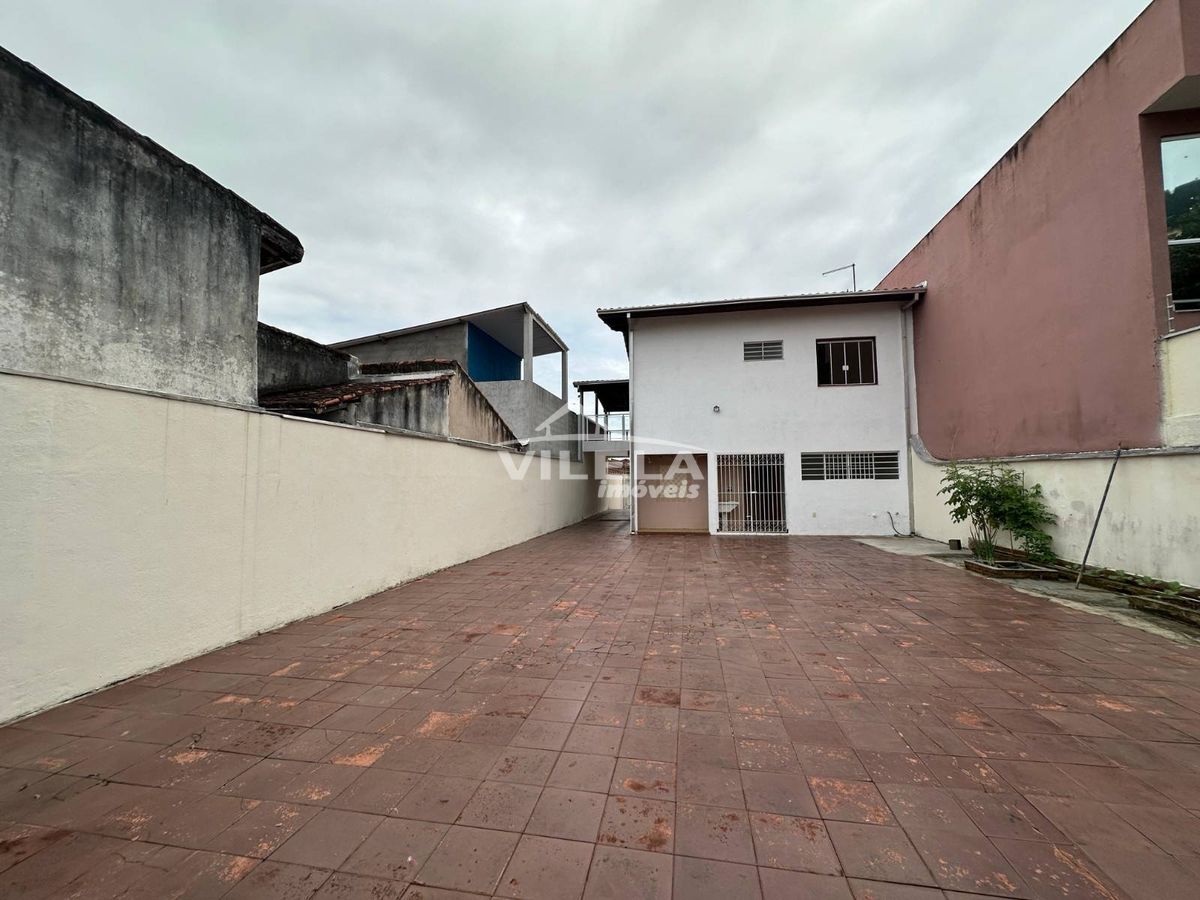 Casa a venda centro