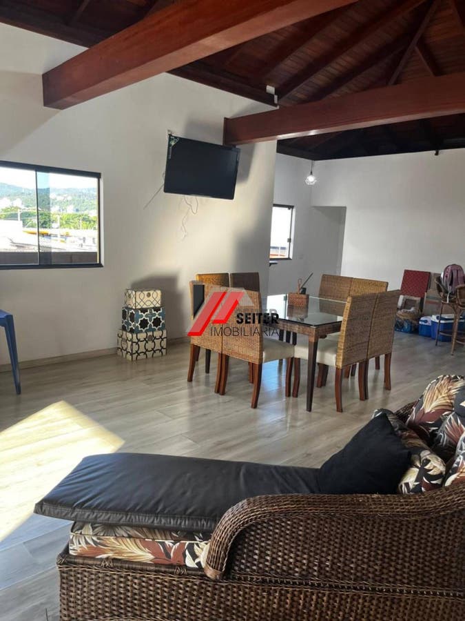 Casa a venda agronômica Florianópolis