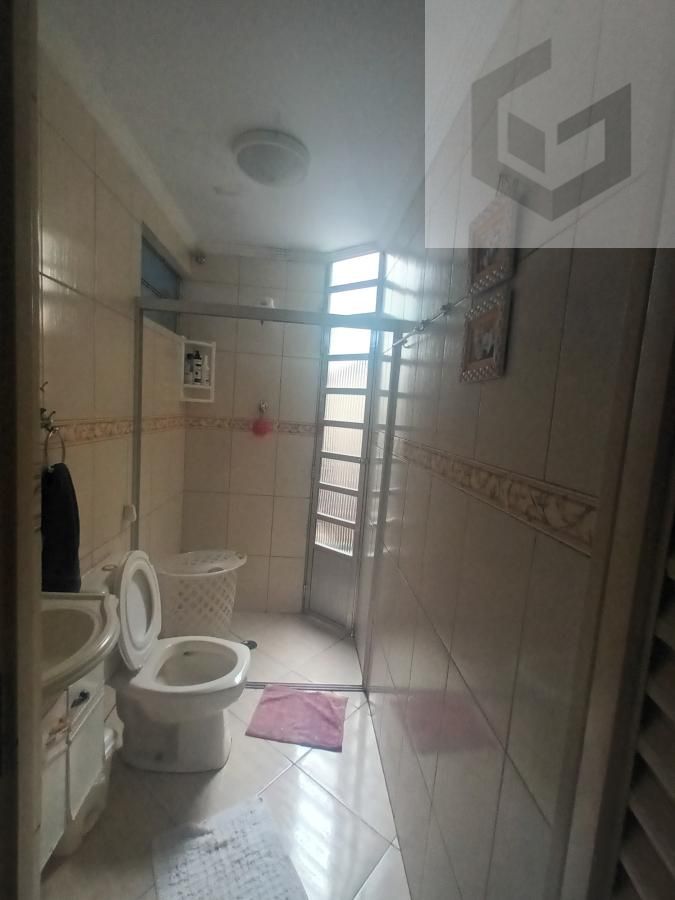 Sobrado com 3 quartos à Venda, Vila Ré - São Paulo