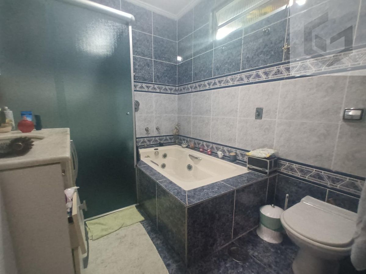 Sobrado com 3 quartos à Venda, Vila Ré - São Paulo