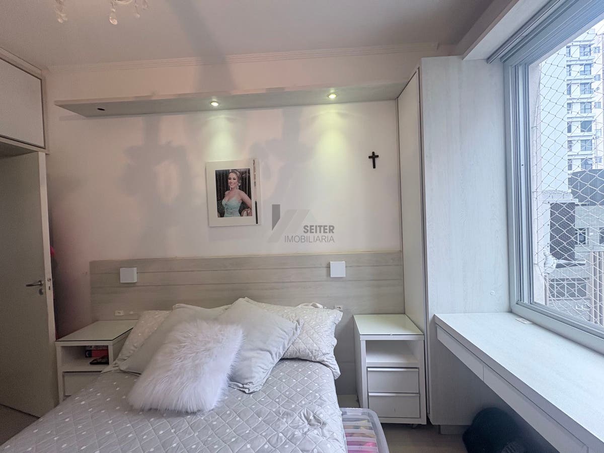 Apartamento 3 dormitorios com suite a venda centro
