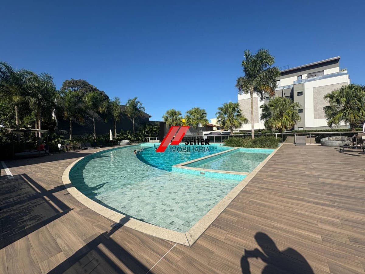 Apartamento a venda com suite no Campeche