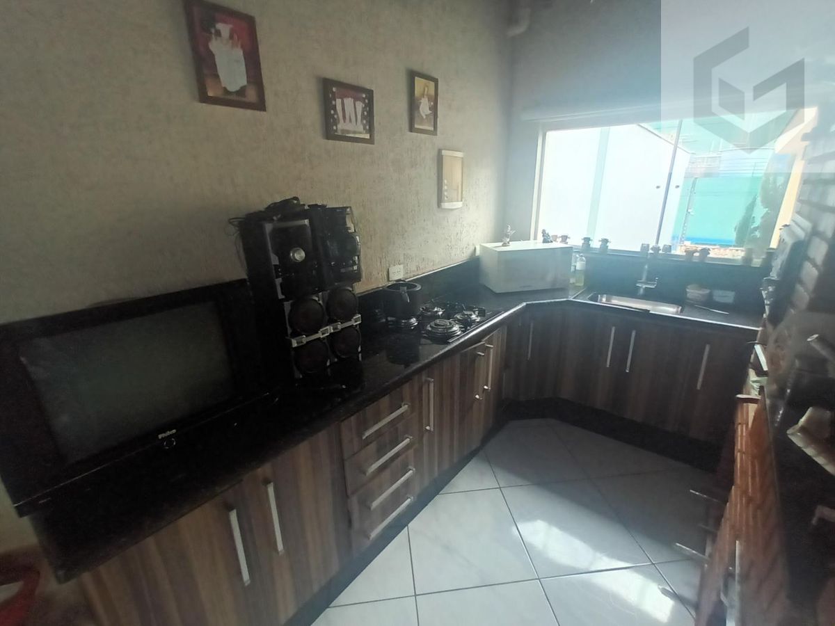 Sobrado com 3 quartos à Venda, Vila Ré - São Paulo