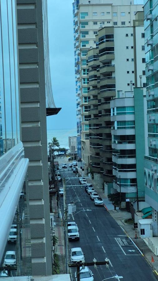 Apto mobiliado em itapema meia praia, 3 suítes, 300 metros da praia