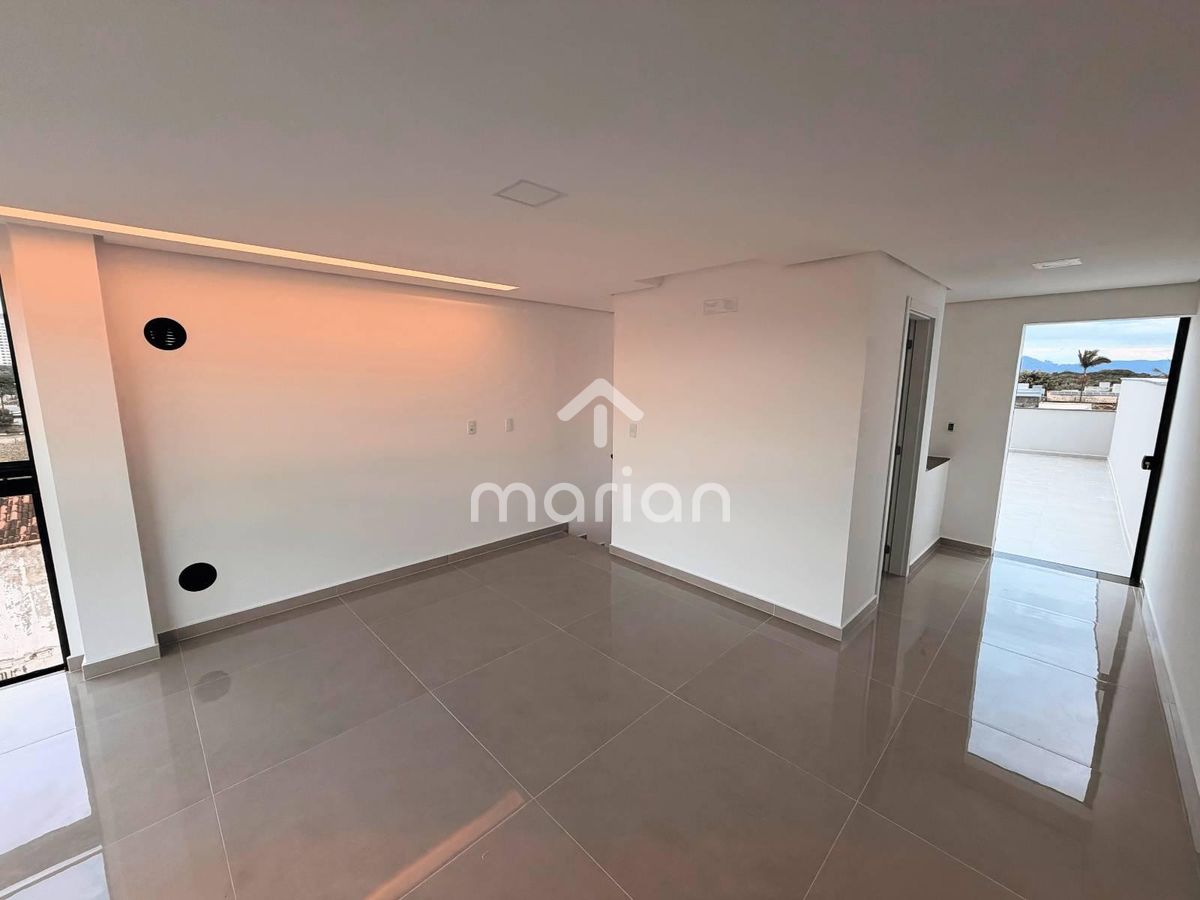 Cobertura duplex com 3 quartos, Itacolomi - Balneário Piçarras
