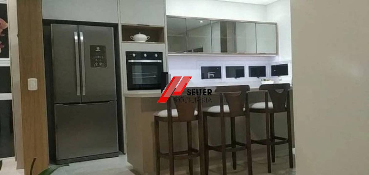 Casa a venda no bairro João Paulo com 4 dormitórios