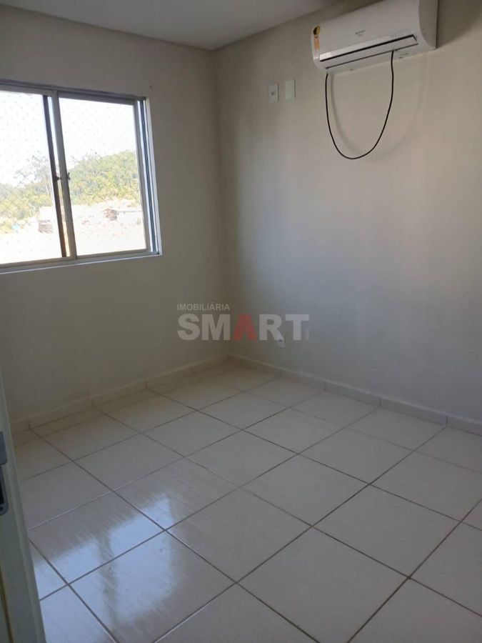 Apartamento com Dois Quartos em Três Rios do Sul