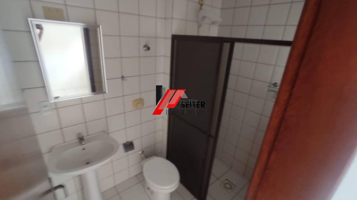 Apartamento 2 suites para aluguel no centro proximo Hercilio Luz