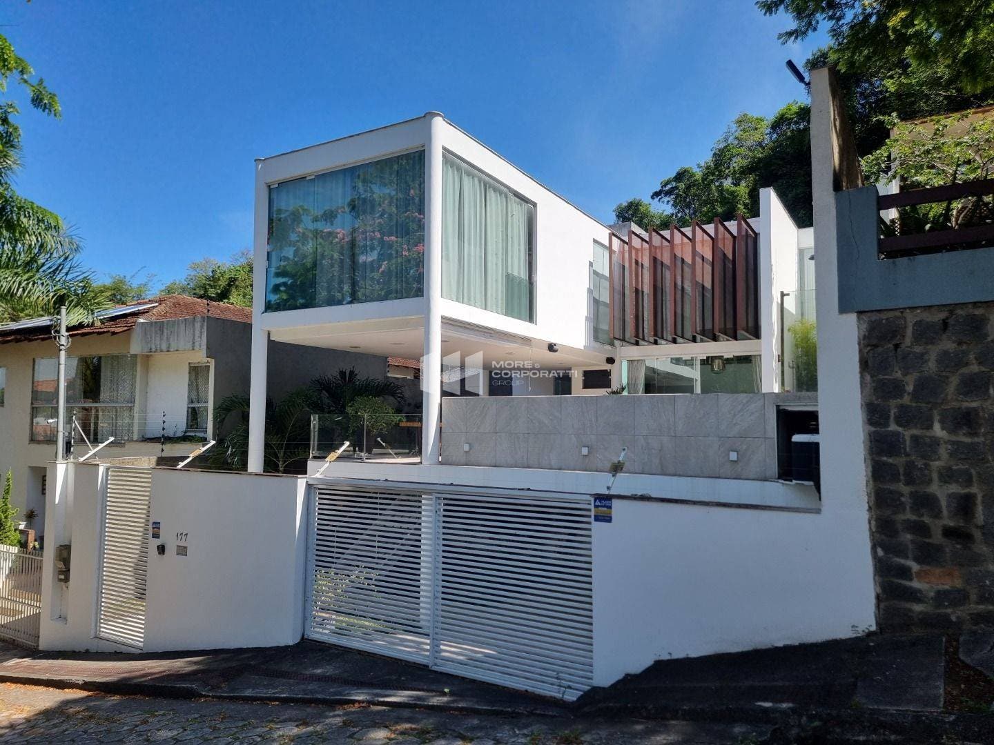 Casa - 3 Suítes - 335 m² - Fradinhos - Vitória/ES — foto 2