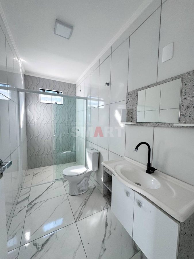 Casa com Piscina, Suíte mais 2 Quartos Jaraguá 99