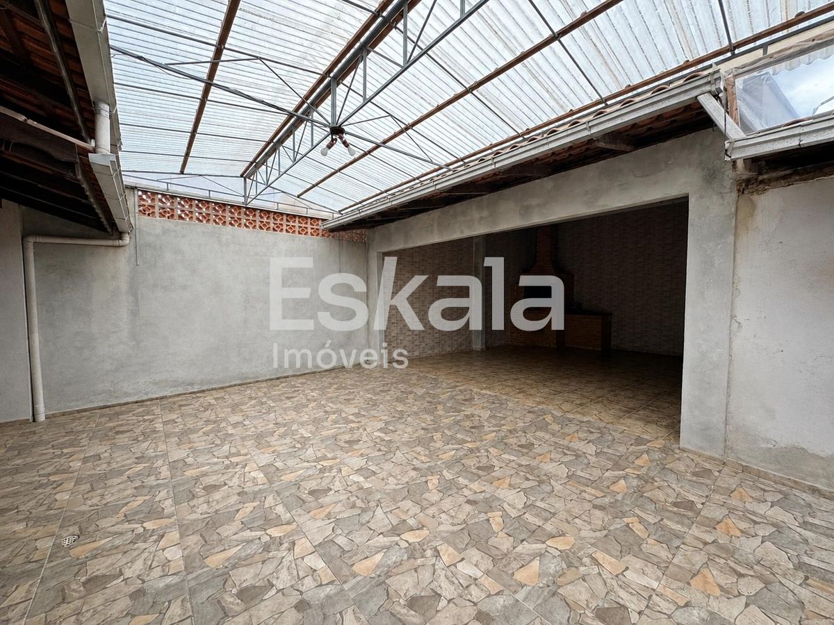 Casa Semimobiliada Com 01 Suíte + 02 Quartos Avaí - Guaramirim
