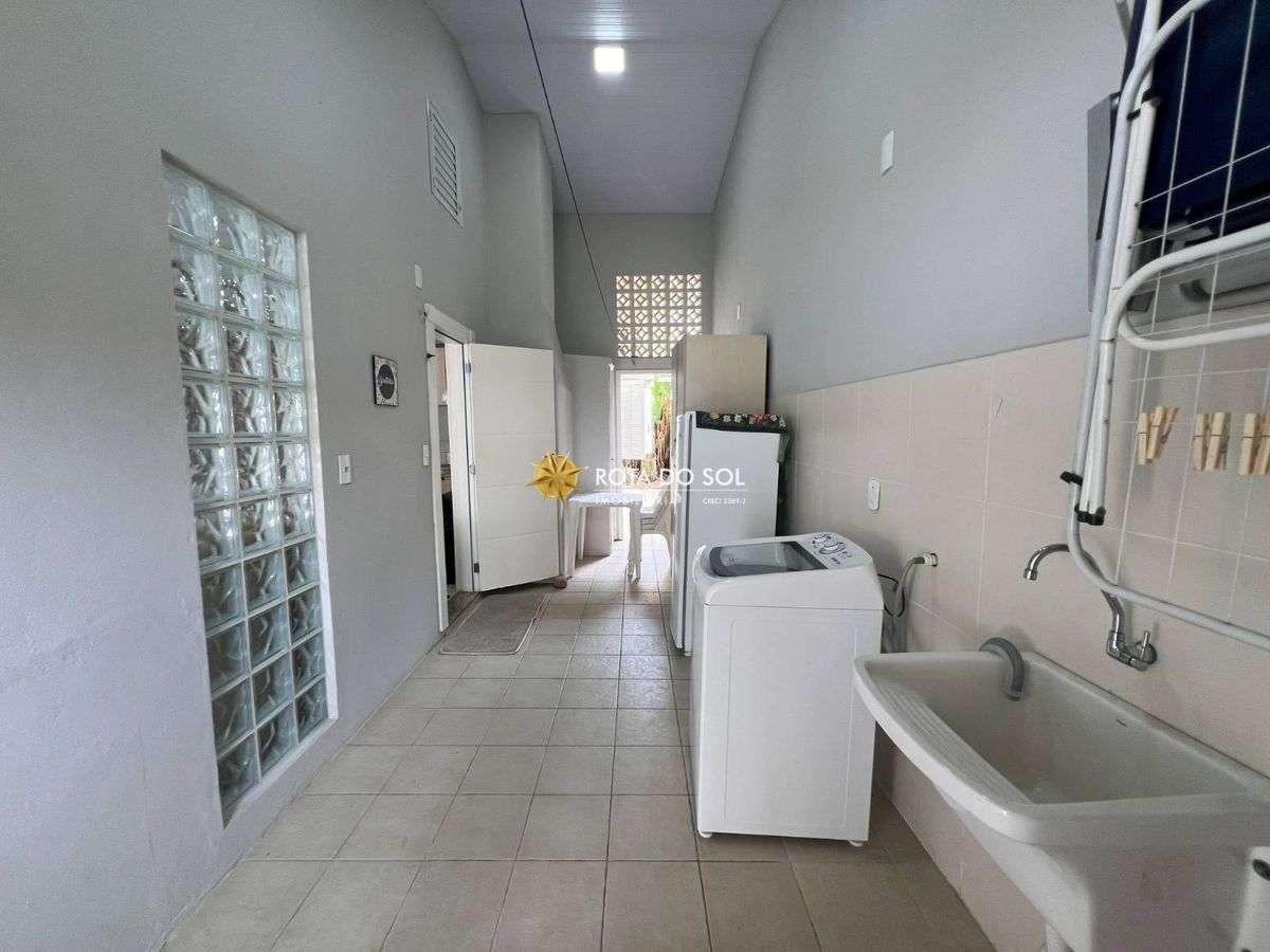 Casa 3 Quartos Próxima ao Mar Praia Bombas Bombinhas SC - 21