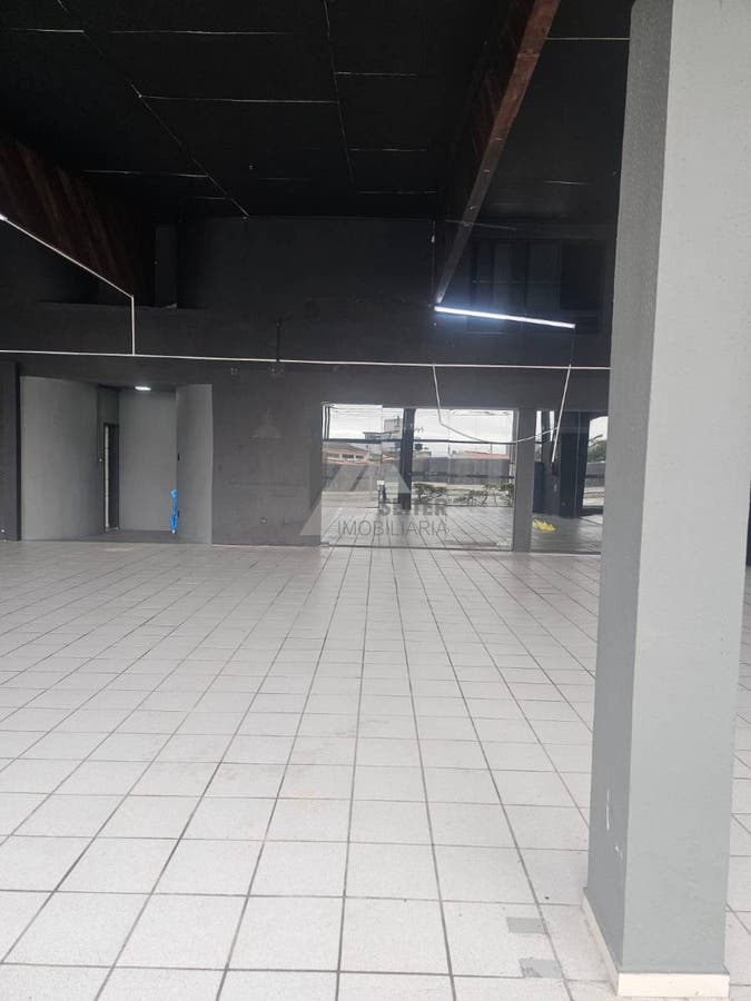 Galpão em Capoeiras bem localizado