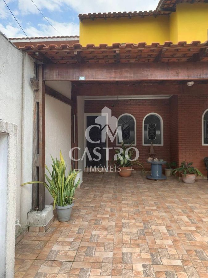 Sobrado 3 quartos Vila Jacuí - São Paulo com 4 vagas de garagem