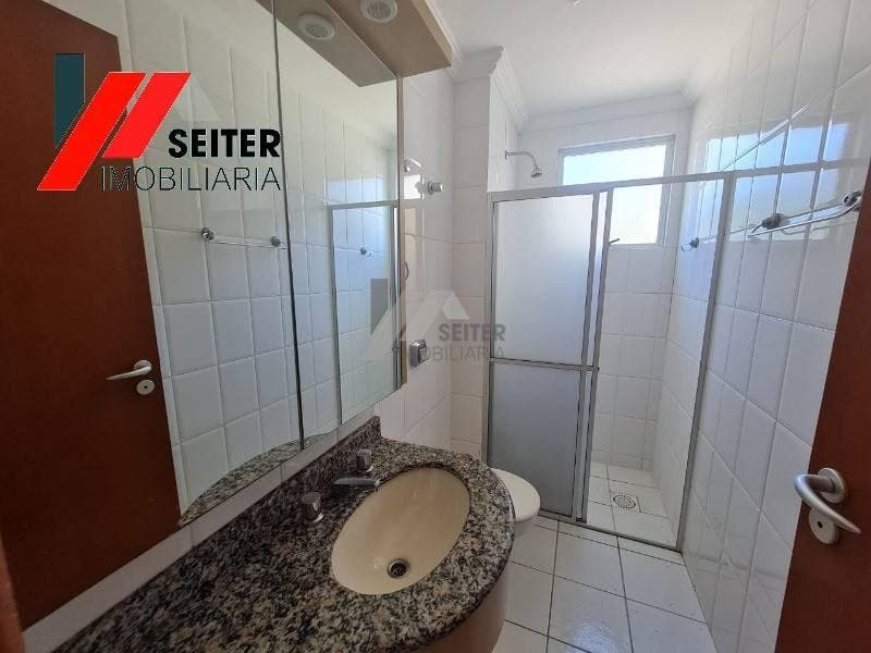 Apartamento de 2 dormitorios para locação semimobiliado itacorubi