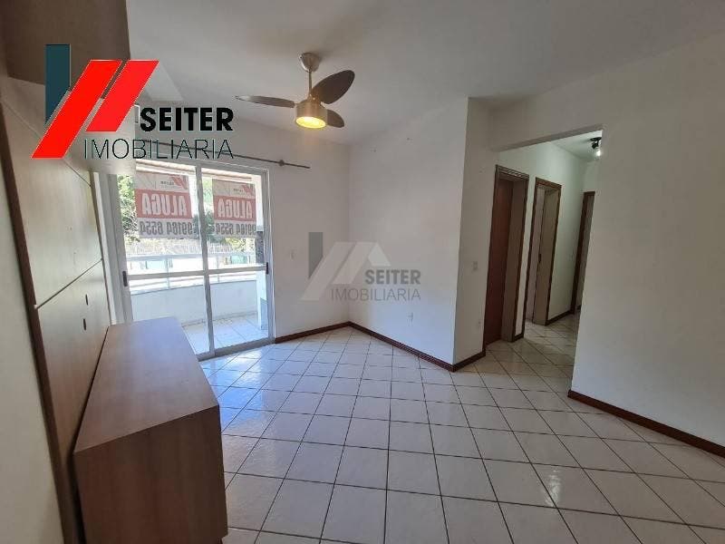 Apartamento de 2 dormitorios para locação semimobiliado itacorubi