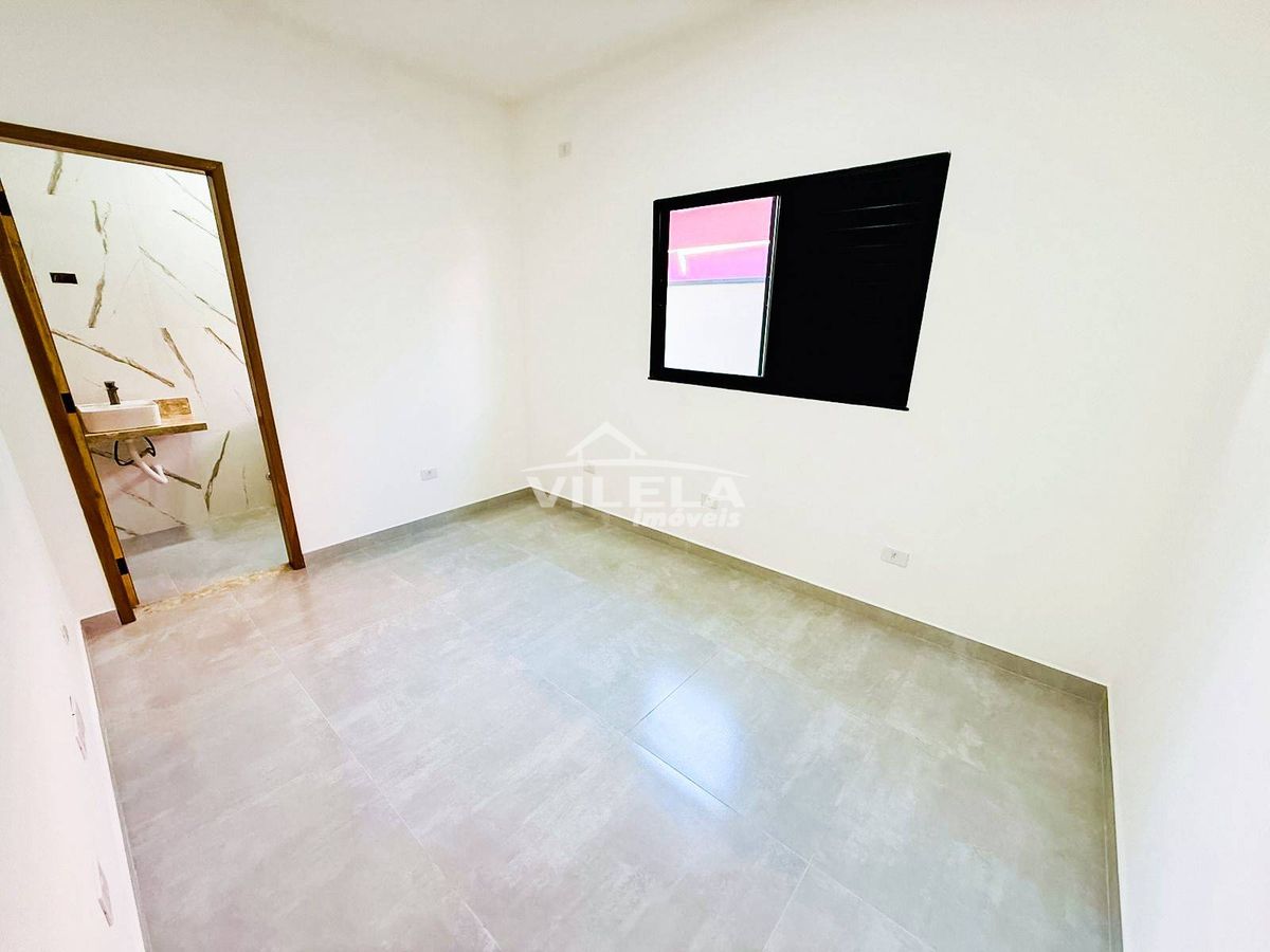 Casa -moderna-pé direito alto golfinho-caraguatatuba-sp