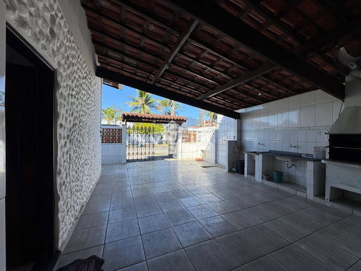 Casa à venda-bairro porto novo-caraguatatuba-sp