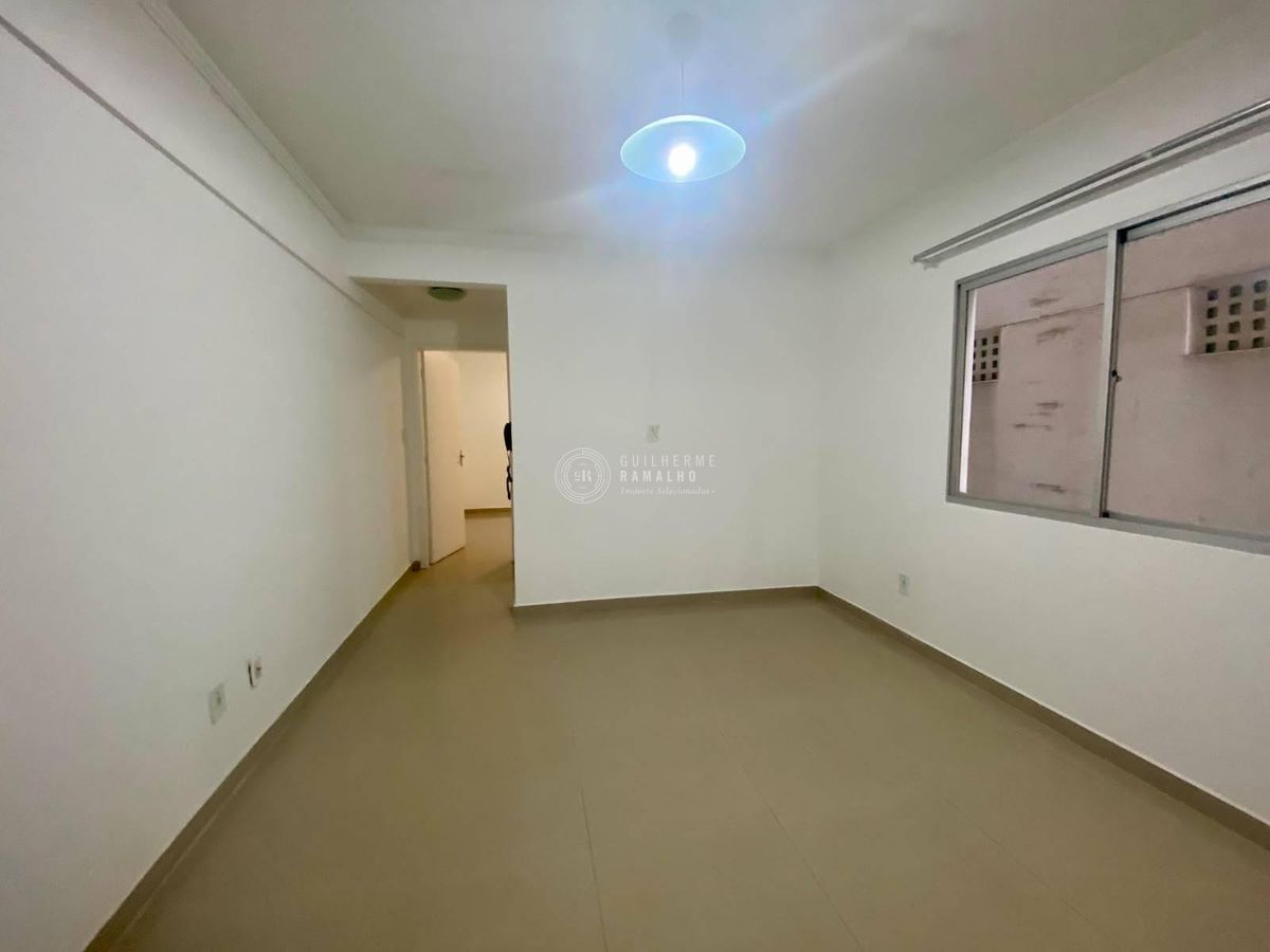 Locação anual 1 dormitório na quadra do mar em Balneário Camboriú - Apartamento em Centro, Balneário Camboriú - para locação - IMOBILIÁRIA GUILHERME LTDA