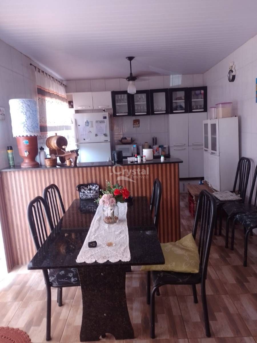 Casa à Venda com 2 Quartos, Quintal e Entrada para Carros em Lot. Villa Jatobá. Foto 2
