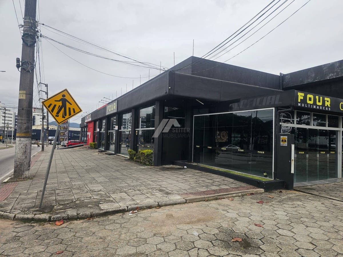 Galpão em Capoeiras bem localizado