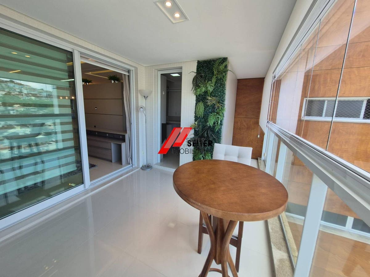 Apartamento de 2 dormitórios alto padrão para locação na Agronômica Florianópolis