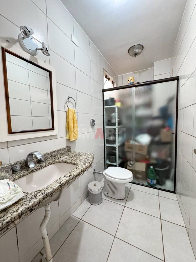 Sobrado com 6 Quartos à Venda no bairro Czerniewicz