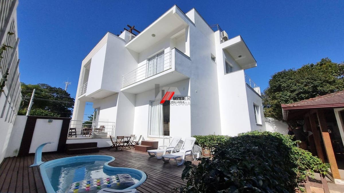 Casa de 3 suites a venda Lagoa da Conceiçao Florianopolis com 352 metros de area util
