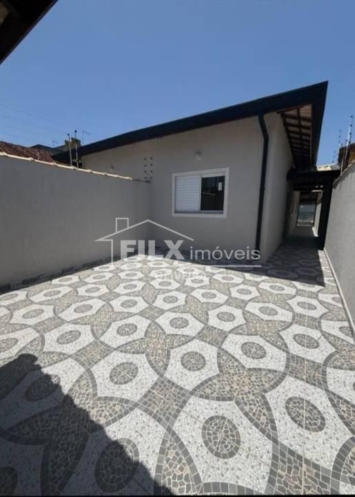 contemporâneo com telhado inclinado