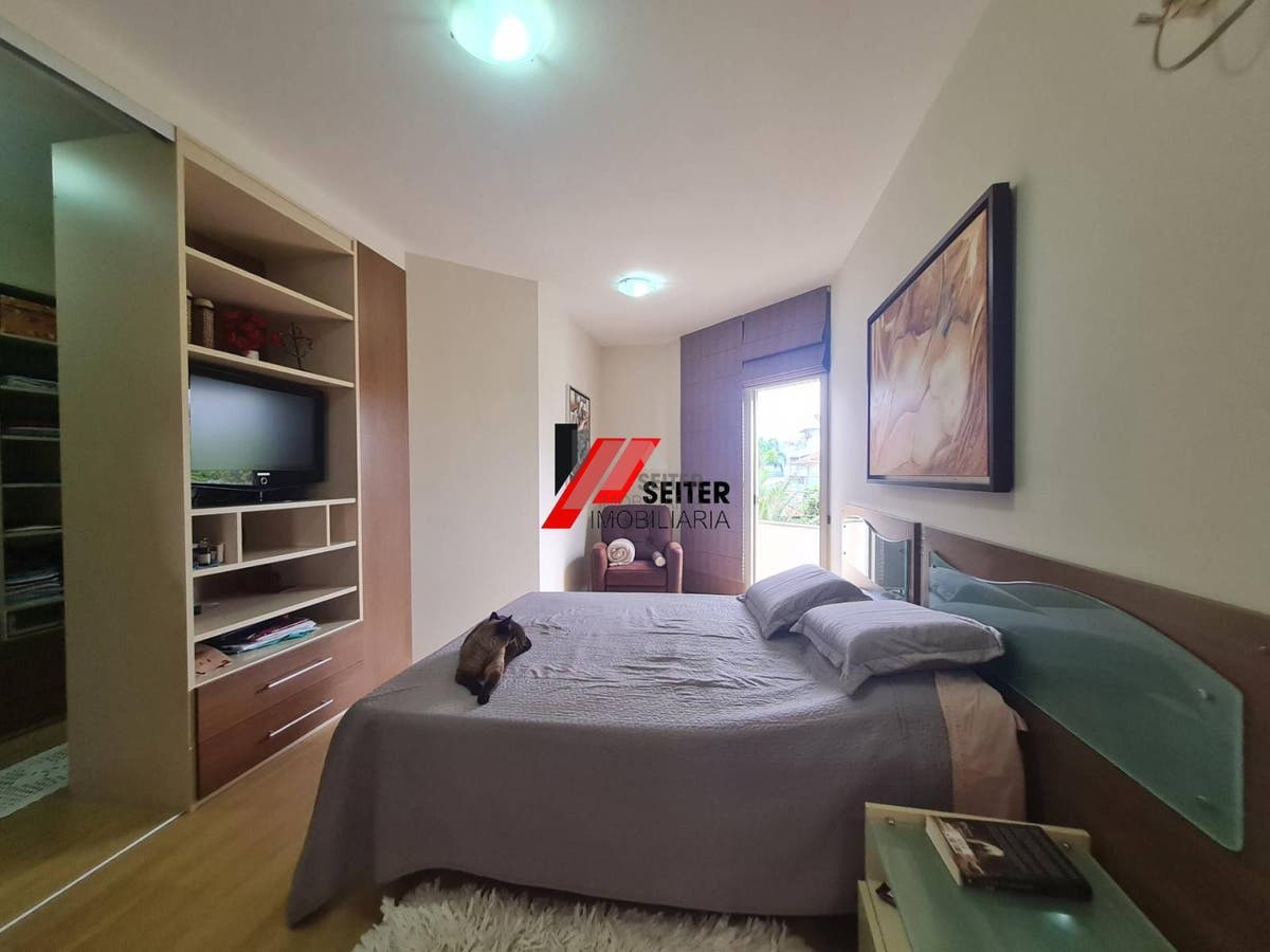 Casa de 4 suites a venda em Florianopolis