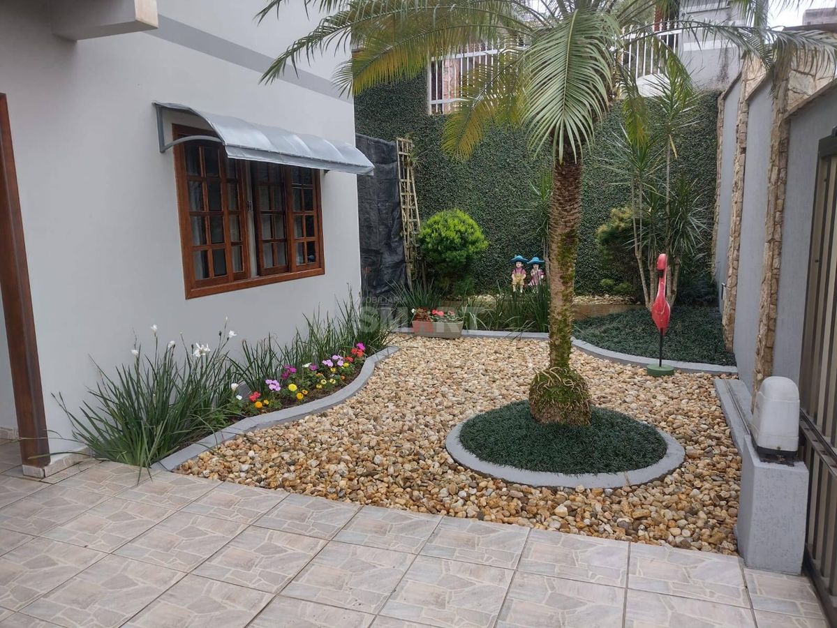 Casa com 3 Quartos Sendo 1 Suite no Bairro Estrada Nova