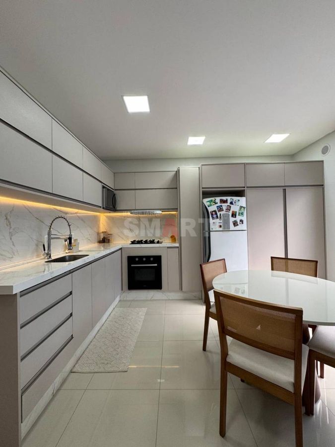 Casa Geminada Semimobiliada com 2 Suítes em Três Rios do Sul