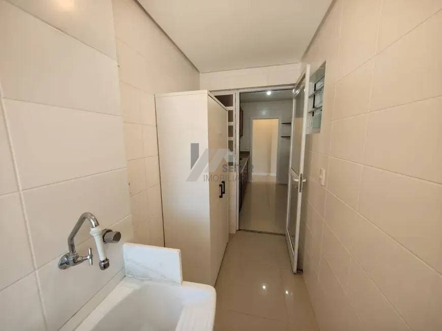 Apartamento com 3 quartos Pantanal Florianópolis