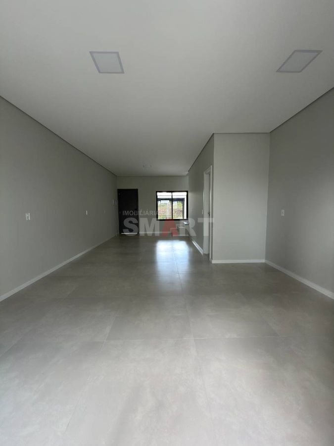 Geminado novo com 1 suíte + 2 quartos em local calmo