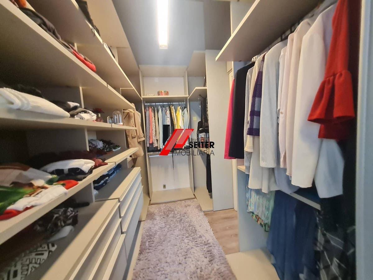 Casa de 4 suites a venda em Florianopolis