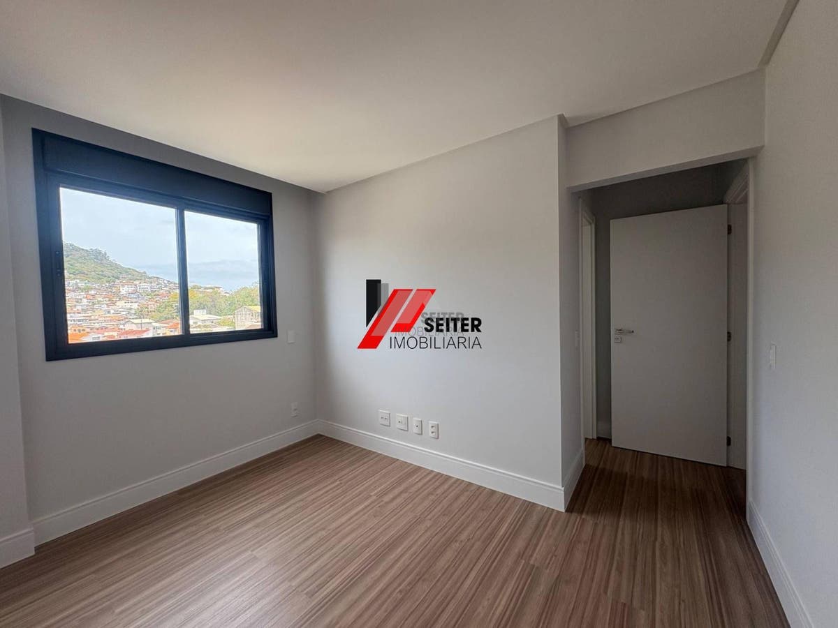 Apartamento a venda no bairro agronomica florianópolis